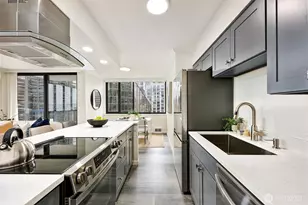 2100 3rd Ave, Seattle, WA 98121 - Photo 21