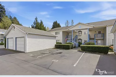 20617 28th Avenue W #D2, Lynnwood, WA 98036 - Photo 15