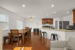 2040 E 34th St, Tacoma, WA 98404 - Photo 7