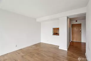 308 E Republican St, Seattle, WA 98102 - Photo 9