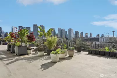 308 E Republican Street #608, Seattle, WA 98102 - Photo 29