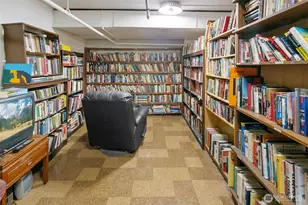 308 E Republican St, Seattle, WA 98102 - Photo 27