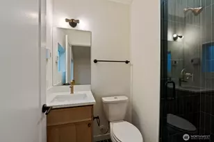 2731 NE 87th St, Seattle, WA 98115 - Photo 15