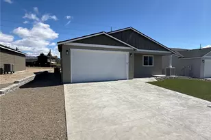 2480 Noah St SE, East Wenatchee, WA 98802 - Photo 3