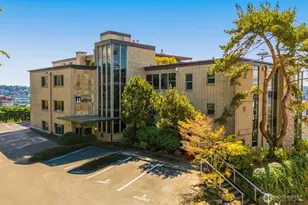900 Warren Ave N, Seattle, WA 98109 - Photo 23