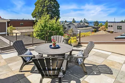 525 16th Avenue W, Kirkland, WA 98033 - Photo 29