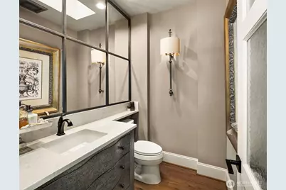 525 16th Avenue W, Kirkland, WA 98033 - Photo 5