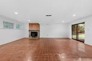 13919 SE 3rd Pl, Bellevue, WA 98005 - Photo 15