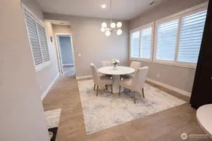 18914 146 St E, Bonney Lake, WA 98391 - Photo 5