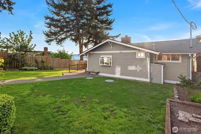 19312 Soundview Drive NW, Stanwood, WA 98292 - Photo 35