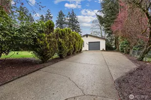 8930 Quinault Loop NE, Olympia, WA 98516 - Photo 3