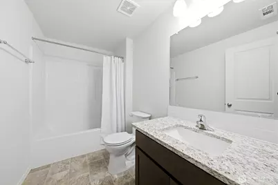 1032 W Sequoia Road, Moses Lake, WA 98837 - Photo 5