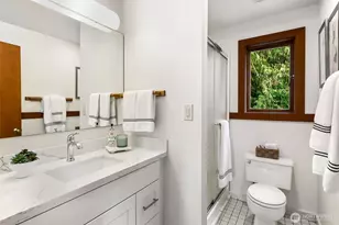 2046 26th Ave E, Seattle, WA 98112 - Photo 27