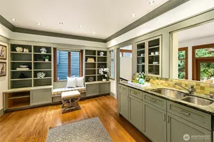 2046 26th Ave E, Seattle, WA 98112 - Photo 9
