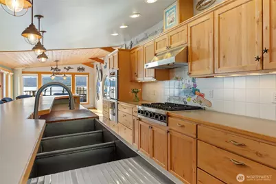 18511 NE North Shore Road, Tahuya, WA 98588 - Photo 15