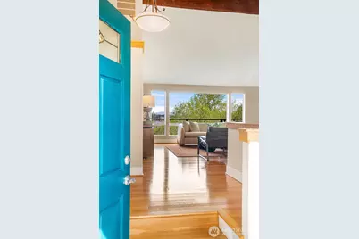 8530 54th Avenue NE, Seattle, WA 98115 - Photo 5