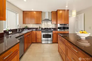 8530 54th Ave NE, Seattle, WA 98115 - Photo 11