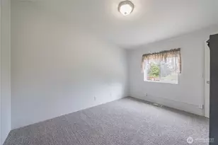 122 Derrick Rd, Port Angeles, WA 98362 - Photo 25