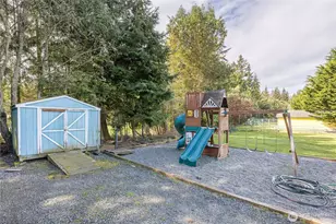 122 Derrick Rd, Port Angeles, WA 98362 - Photo 33