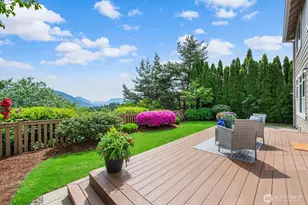 7602 Huckleberry Way SE, Snoqualmie, WA 98065 - Photo 15