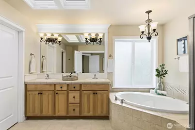 7602 Huckleberry Way SE, Snoqualmie, WA 98065 - Photo 29