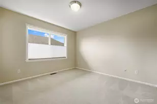 7602 Huckleberry Way SE, Snoqualmie, WA 98065 - Photo 25