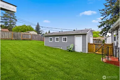 9831 33rd Avenue SW, Seattle, WA 98126 - Photo 21