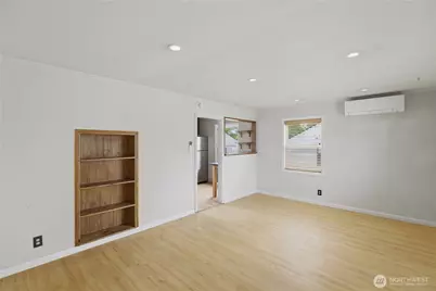 9831 33rd Avenue SW, Seattle, WA 98126 - Photo 5