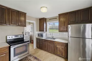 9831 33rd Ave SW, Seattle, WA 98126 - Photo 9