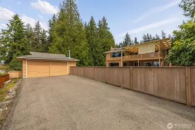 8957 188th Street SW, Edmonds, WA 98026 - Photo 27