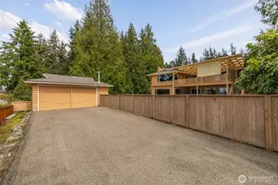 8957 188th St SW, Edmonds, WA 98026 - Photo 27