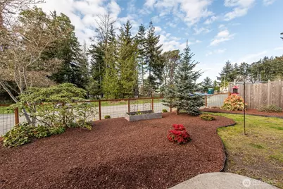 2010 Westview Dr, Port Angeles, WA 98363 - Photo 39
