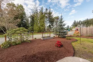 2010 Westview Dr, Port Angeles, WA 98363 - Photo 39