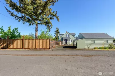 405 W Spruce Street, Sequim, WA 98362 - Photo 39