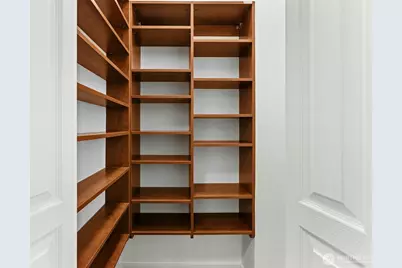 1900 Alaskan Way #216, Seattle, WA 98101 - Photo 25