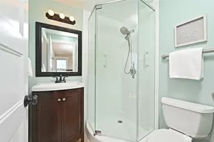 705 S 209th St, Des Moines, WA 98198 - Photo 17