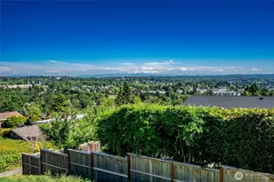 705 S 209th St, Des Moines, WA 98198 - Photo 31