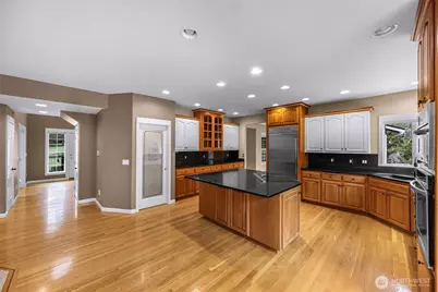 4879 Robinwood Lane, Bow, WA 98232 - Photo 9