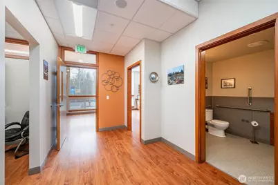 905 Squalicum Way #106, Bellingham, WA 98225 - Photo 9