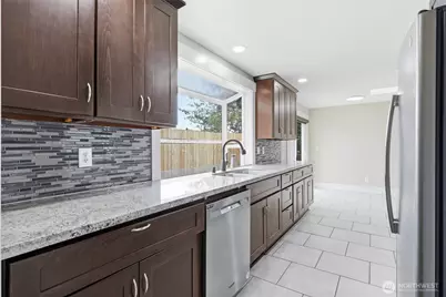 426 Sawyer Street SE, Olympia, WA 98501 - Photo 13