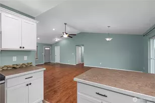 20204 White Rock Loop SW, Centralia, WA 98531 - Photo 9