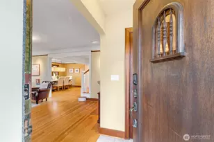 803 W Armour St, Seattle, WA 98119 - Photo 5