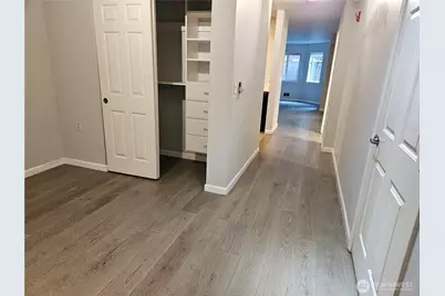2530 15th Avenue W #303, Seattle, WA 98119 - Photo 3