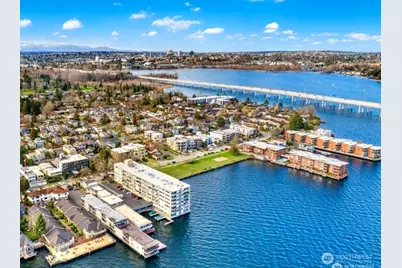 2040 43rd Avenue E #215, Seattle, WA 98112 - Photo 17