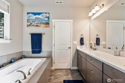 27002 166th Street E, Buckley, WA 98321 - Photo 11