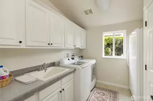 8015 18th Ln SE, Lacey, WA 98503 - Photo 15