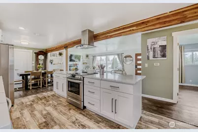 3400 NE 11th Street, Renton, WA 98056 - Photo 9