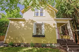 26 NE Washington Ave, Chehalis, WA 98532 - Photo 3