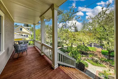 2127 Boyer Avenue E, Seattle, WA 98112 - Photo 3