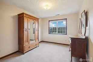 2032 W Dove Ave, La Center, WA 98629 - Photo 25